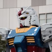 Live-action Gundam tung poster trailer đầu tiên